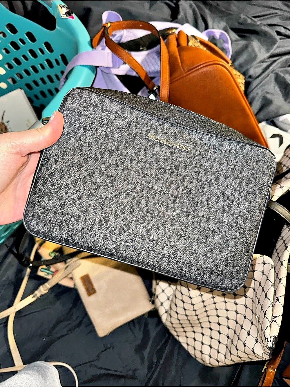 Michael Kors Jet Set Large Saffiano Leather Crossbody Bag
